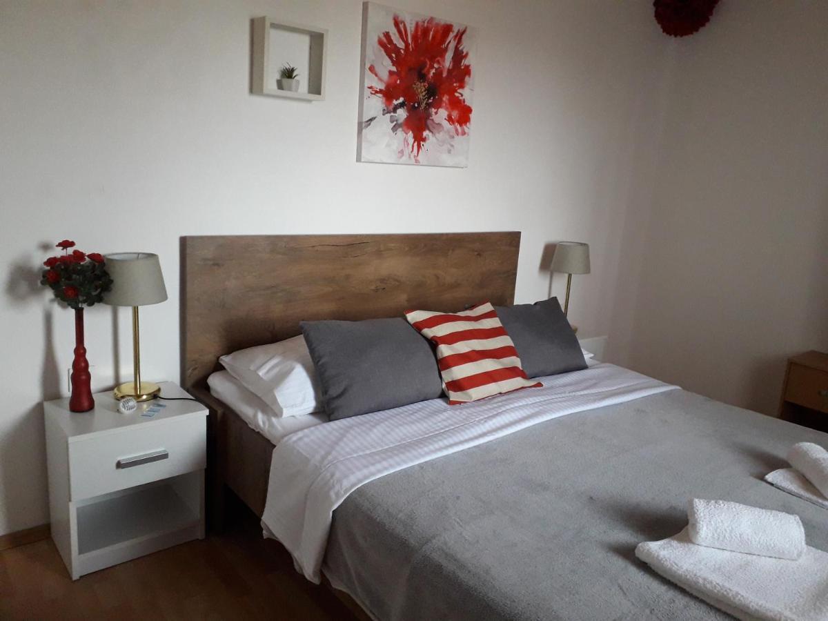 Apartman "Rosa" Vodice Eksteriør bilde